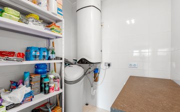 Property slide 25