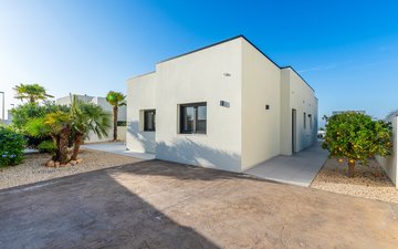 Property slide 22