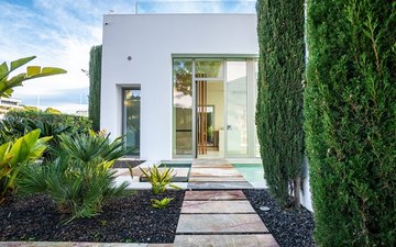 Property slide 7