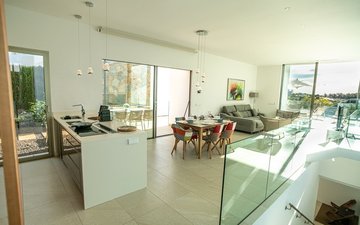 Property slide 10