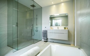 Property slide 21