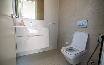 Property slide 40