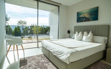 Property slide 41