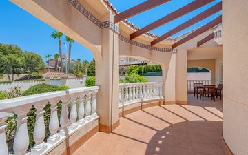 Property slide 20