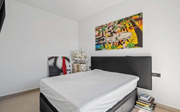 Property slide 41