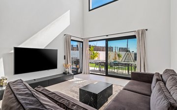 Property slide 24