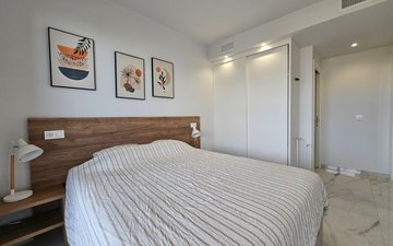 Property slide 19