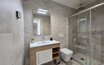 Property slide 20