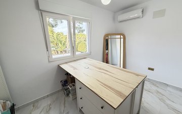 Property slide 12
