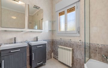Property slide 38