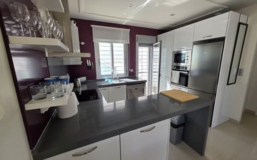Property slide 17
