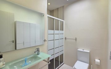 Property slide 24