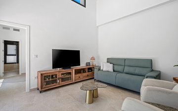 Property slide 9