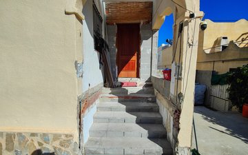 Property slide 14