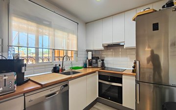Property slide 14