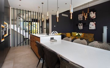 Property slide 10
