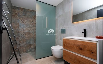Property slide 29
