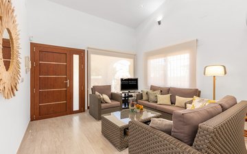 Property slide 28