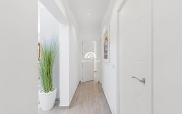 Property slide 39