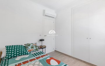 Property slide 44