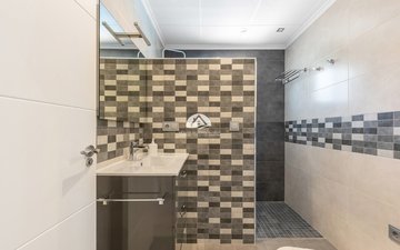 Property slide 49
