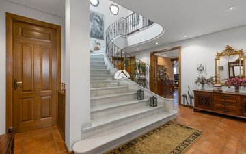 Property slide 21