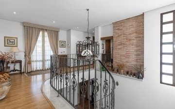 Property slide 35