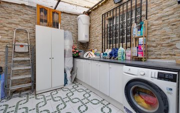 Property slide 39