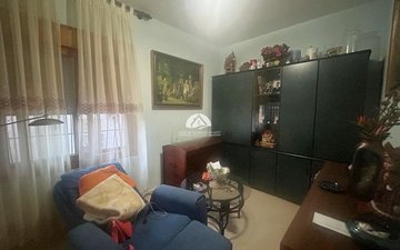 Property slide 21