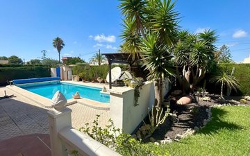 Property slide 10