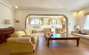 Property slide 25