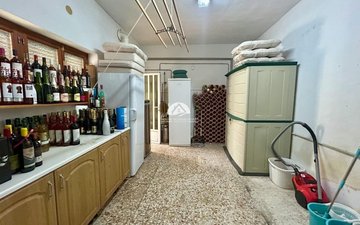 Property slide 43
