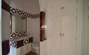 Property slide 20