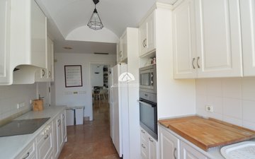 Property slide 31