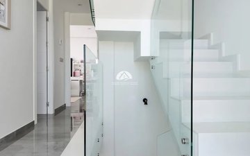 Property slide 21