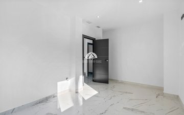 Property slide 22