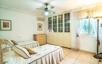 Property slide 14