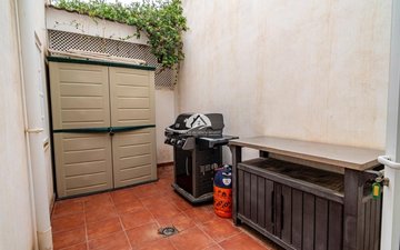 Property slide 21