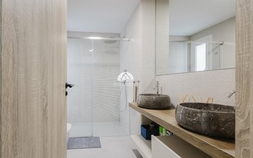 Property slide 19