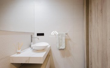 Property slide 24