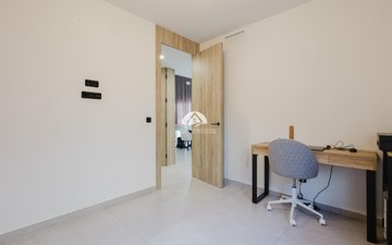 Property slide 26
