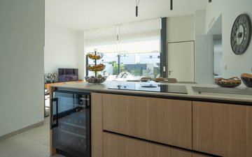 Property slide 19