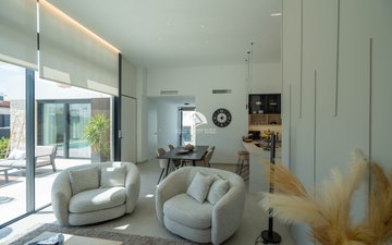 Property slide 21