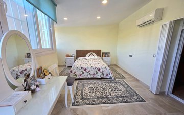Property slide 18