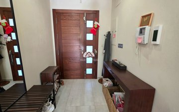 Property slide 24