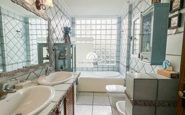 Property slide 19