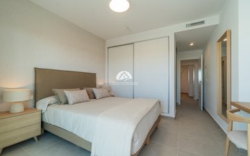 Property slide 32