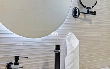 Property slide 18