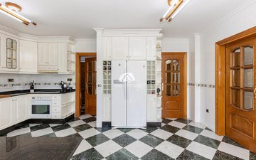 Property slide 15