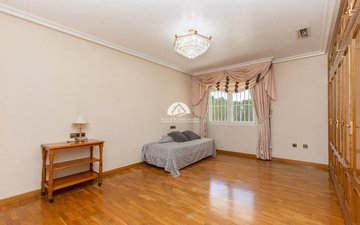 Property slide 23